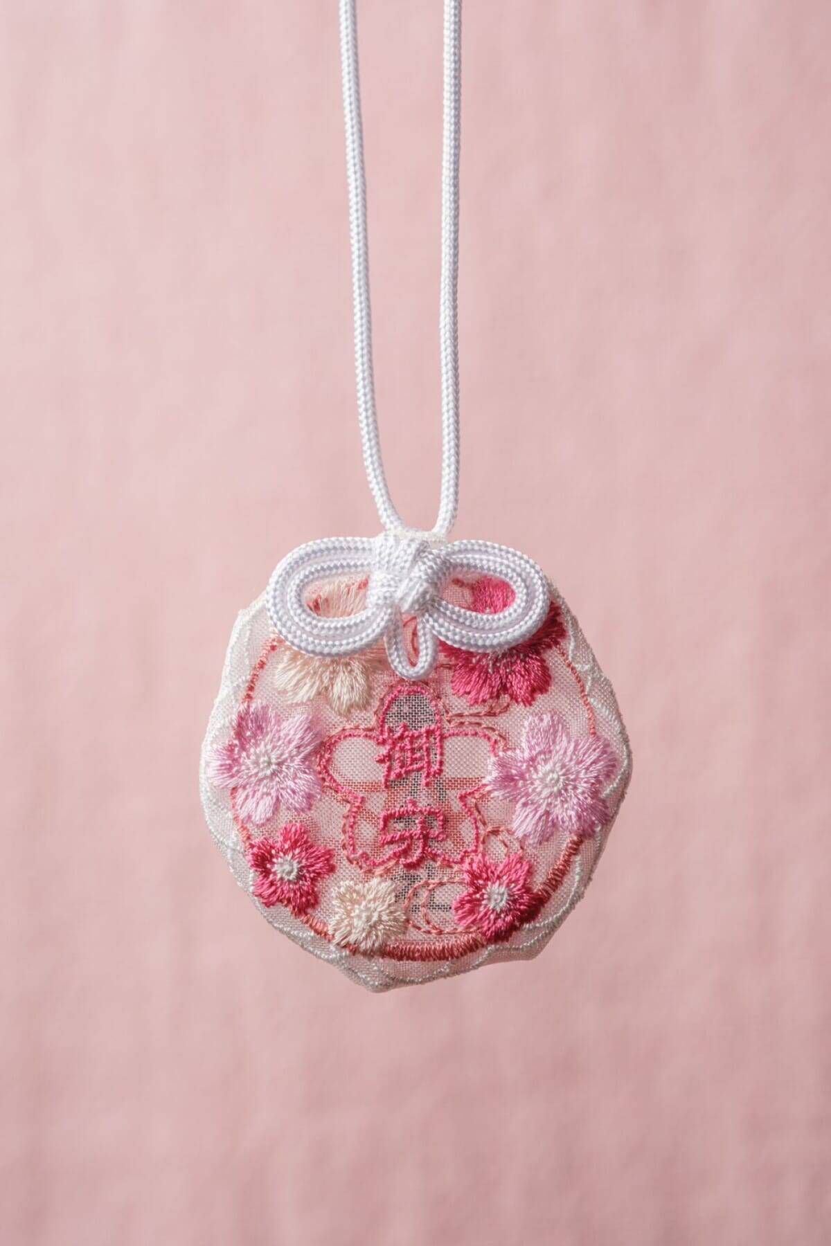 【季節限定】京都・晴明神社で桜刺繍入り御朱印と「さくら守」の授与がスタート！