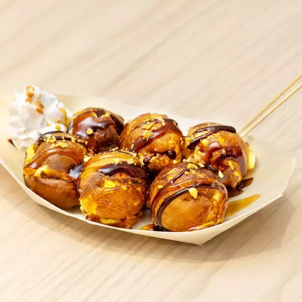「【入場無料】限定グミソーダや味は秘密のたこ焼きも！「あめとグミしかない！？夏祭り」7月25日に渋谷で開催」の画像