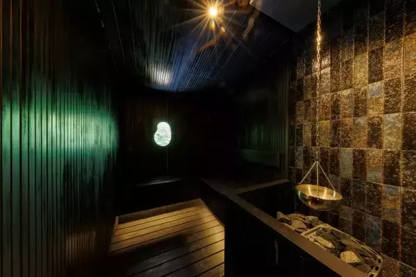 「温泉旅館「奥湯河原 結唯 -YUI-」本館フルリニューアル！1フロア1室の「私邸型ラグジュアリー客室」誕生」の画像