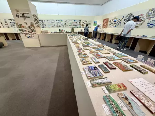 「小さなキャンバスに広がる世界「かまぼこ板の絵」展覧会開催中！｜愛媛県西予市」の画像