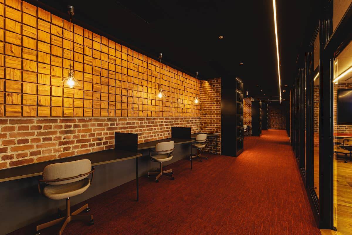 【イギリス名門大学の学位を日本で取得できる】ゲームセンターみたいな教室も！革新的な留学が叶う「SAK University 東京イノベーションキャンパス」開校