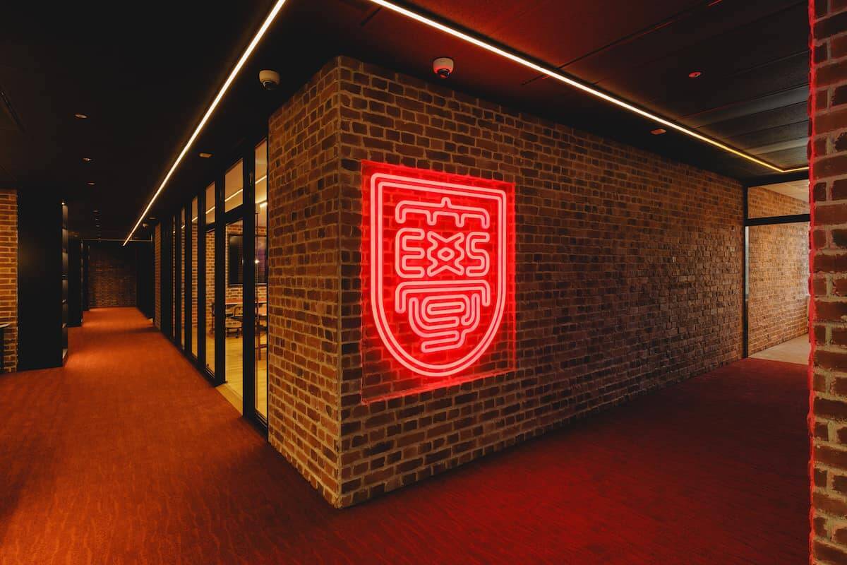 【イギリス名門大学の学位を日本で取得できる】ゲームセンターみたいな教室も！革新的な留学が叶う「SAK University 東京イノベーションキャンパス」開校