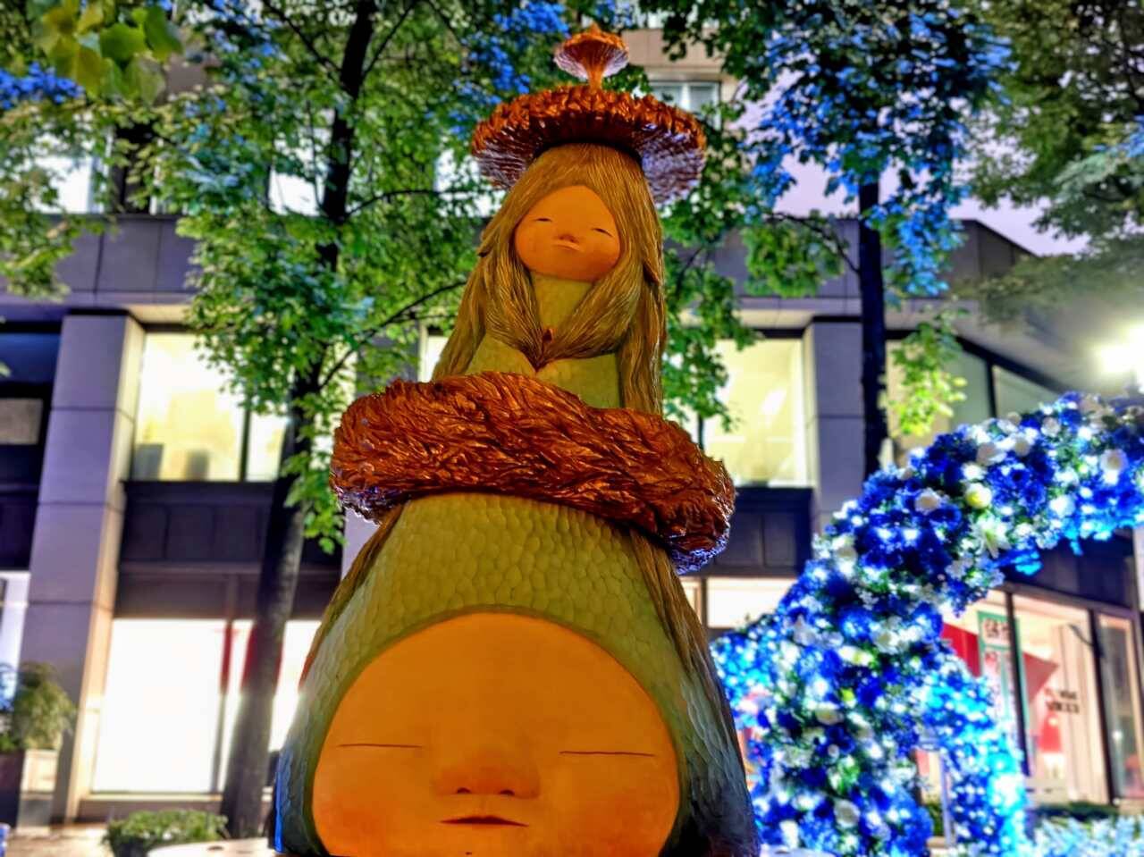 【涼とネオンの“丸の内まるごと”イベント】天然かき氷は必食！日陰エリアや冷たいミスト・日傘の無料レンタルも「MARUNOUCHI SUMMER FEST」｜8月23日まで