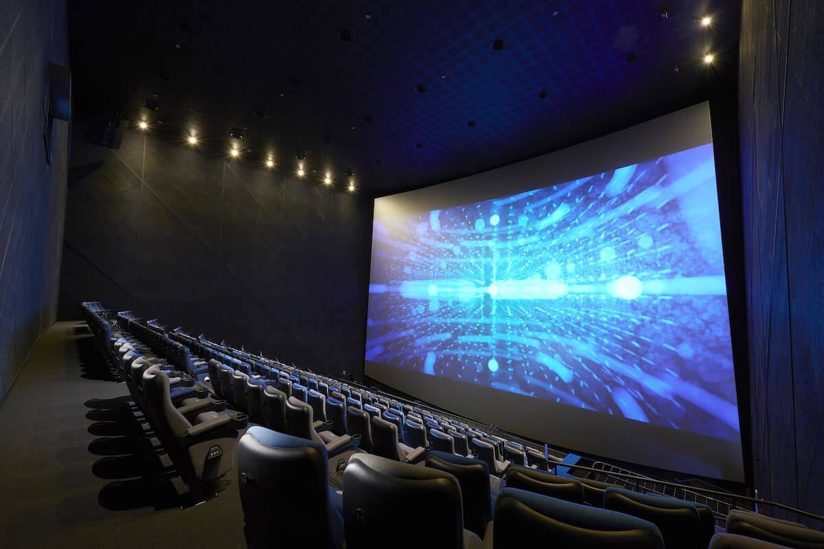 【映画予告編でわかる国民性の違い】日米『アナと雪の女王』を比較！ヒットの秘密を握る「ADR」「感情曲線」とは？