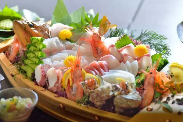 【好きなメイン料理を選べる海鮮会席】あなたはどれにする？夕日ヶ浦温泉旅館「海舟」の夕食｜京都府