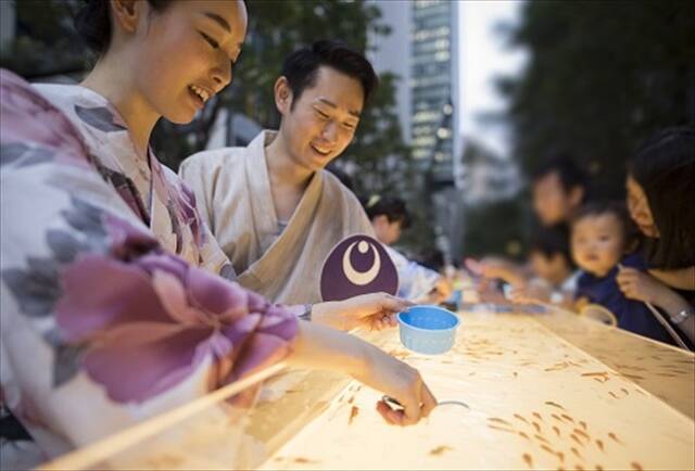 3年ぶりの夏祭り 星のや東京とコラボ 金魚すくいや屋台も登場 大手町縁日22 8月5日に開催 22年7月29日 エキサイトニュース