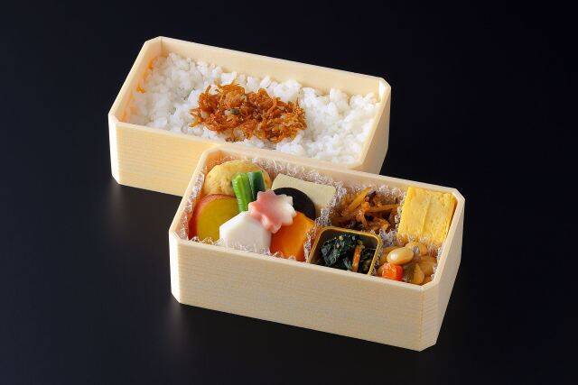 【松坂屋名古屋店に下鴨茶寮が登場】期間限定！人気の西京焼き弁当や新作「鯖寿司の口福小箱」も