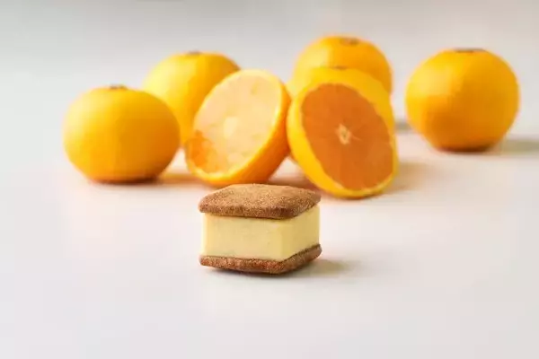 「【冬限定のバターサンド】希少な「紀の川柿」やみかん・いちごを使った新フレーバー3種登場｜和歌山バターサンド専門店101」の画像