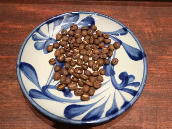 「希少な沖縄産のコーヒーに魅せられる！ネスカフェ 原宿で貴重なコーヒー焙煎体験に挑戦」の画像