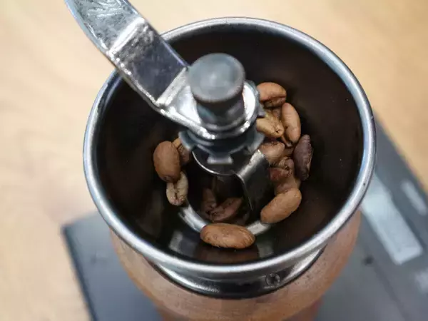 「希少な沖縄産のコーヒーに魅せられる！ネスカフェ 原宿で貴重なコーヒー焙煎体験に挑戦」の画像