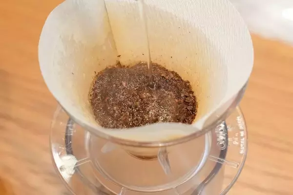 「希少な沖縄産のコーヒーに魅せられる！ネスカフェ 原宿で貴重なコーヒー焙煎体験に挑戦」の画像