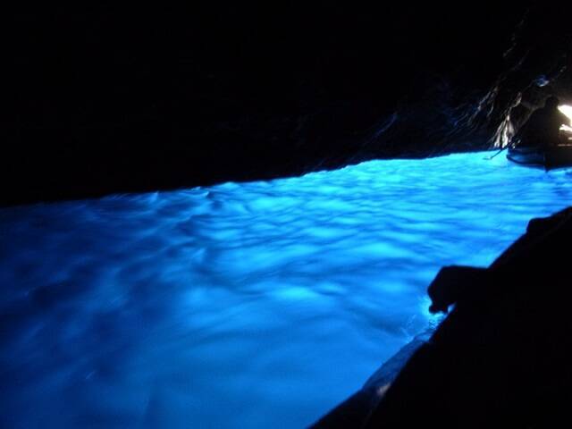 一生に一度！イタリア・カプリ島「青の洞窟」現地ルポ【TABIZINE BLUE WEEK】