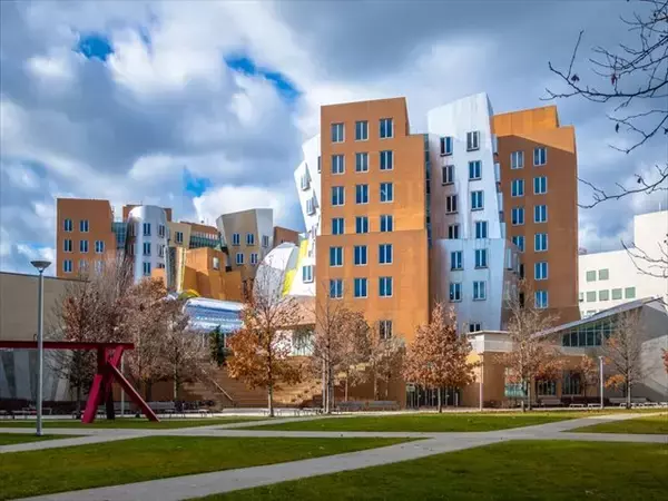 「今からでも入りたい！と思わせる、アメリカの美しい大学キャンパス６選」の画像