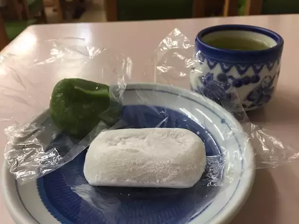 「おばあちゃんでなくても楽しめる！懐かしさあふれる巣鴨地蔵通り商店街」の画像