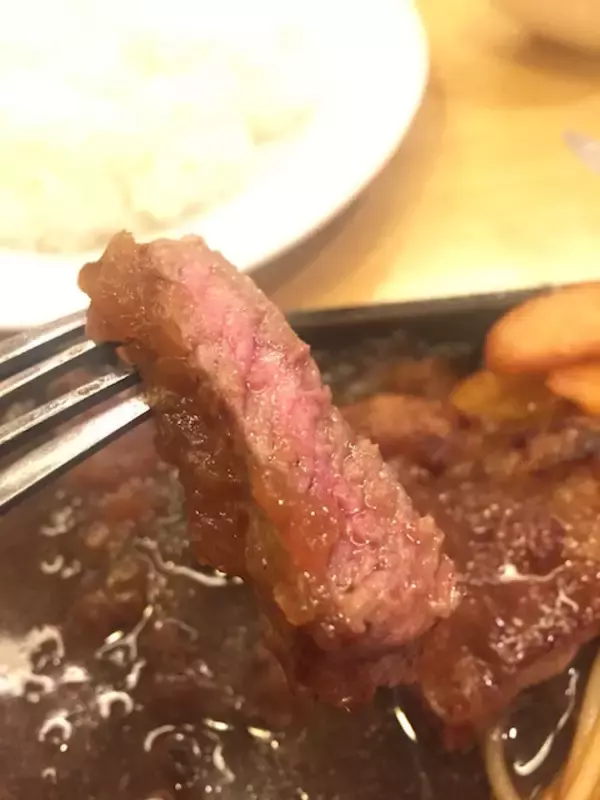 「【新宿】古き良き昭和の面影が漂う、昭和の洋食の味「ビフテキ家あづま」」の画像