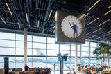 「忙しい旅行者も思わず見とれる？オランダの空港の「手書き時計」」の画像6
