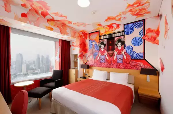 「招き猫・桜・芸者金魚・妖怪・・・インスタ映えする３１の客室があるホテル」の画像