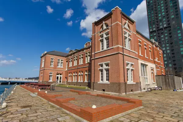 異国情緒あふれるレトロな港町！北九州の観光地「門司港」の楽しみ方４選