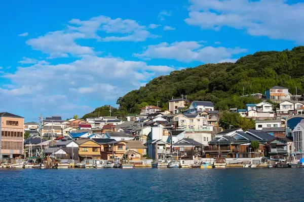「【大阪から車で２時間】家にいるように静かな離島「家島」」の画像