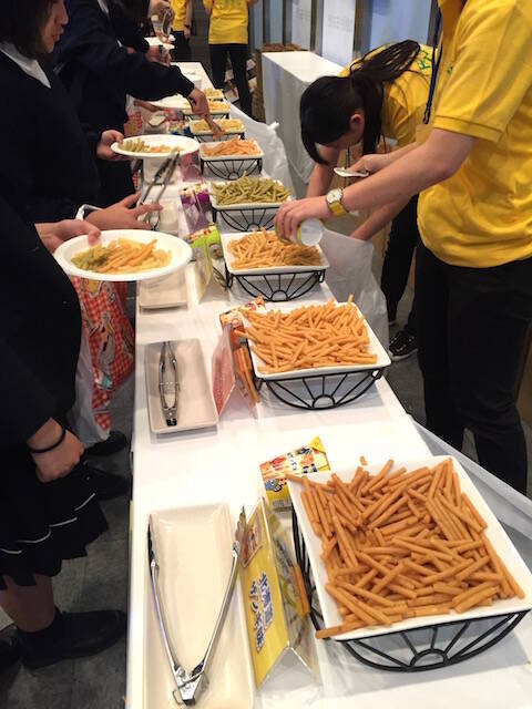 【１０月２３日は「じゃがりこの日」】実は１００種類もあるって知ってた？