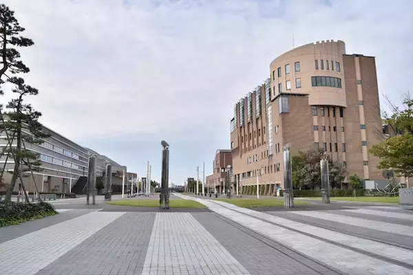「船も美術館も花火も「世界一美しいスタバ」も！富山No.1の観光地環水公園ガイド」の画像