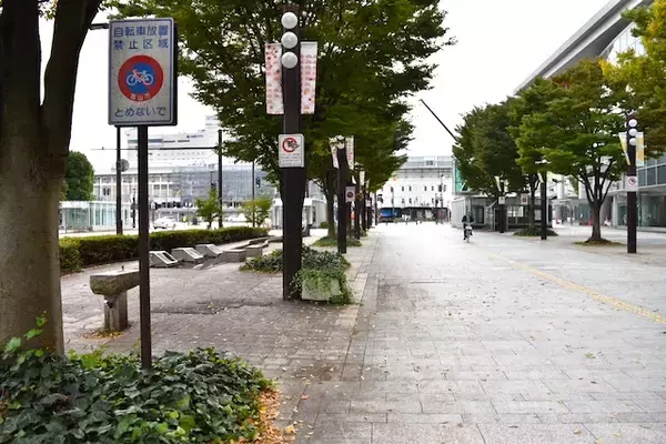 「船も美術館も花火も「世界一美しいスタバ」も！富山No.1の観光地環水公園ガイド」の画像