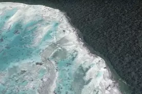 紅の豚 の世界 船でしか行けない美しすぎる青の入江 ナヴァイオビーチ ギリシャザキントス島 17年11月27日 エキサイトニュース