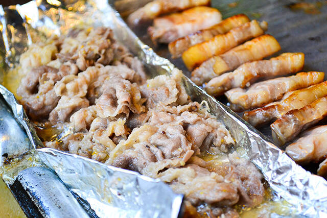 15種類の野菜で包むヘルシー焼肉！行列しても食べたい新大久保「くるむ」