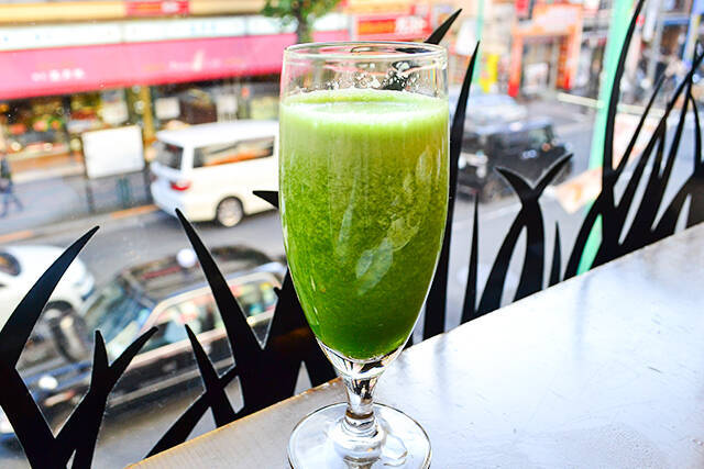 15種類の野菜で包むヘルシー焼肉！行列しても食べたい新大久保「くるむ」