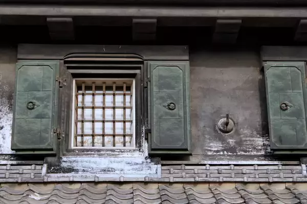 「明治時代の酒蔵をリノベーション！川越の小江戸蔵里でグルメ＆お土産探し」の画像