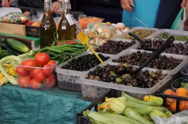 「フランスから１０分で行ける、イタリアの国境の街「ヴァンティミーリア」」の画像