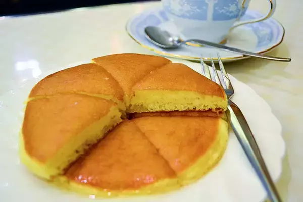 「【大阪】道頓堀の純喫茶「アメリカン」の昔懐かしいホットケーキ」の画像