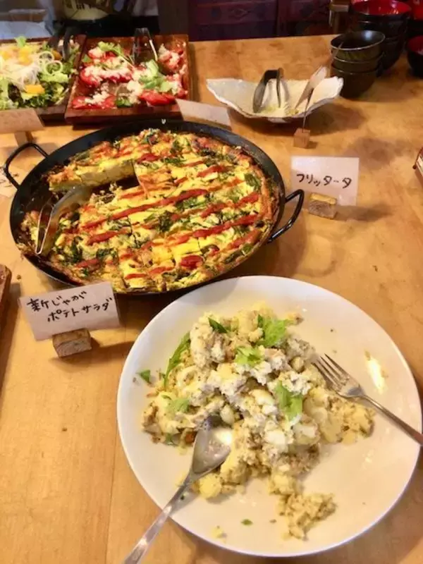 「【京都】地元産野菜たっぷり！おばんざいビュッフェが楽しめる 「大原リバーサイドカフェ 来燐」」の画像