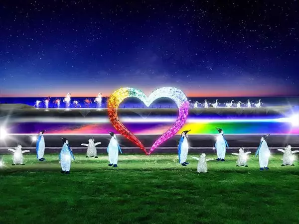 「光できらめくイルミネーションプールが幻想的！【芝政ワールド】」の画像