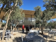 アップル新本社のビジターセンターへ潜入！ついでにカフェも。お土産探しも。【Apple Park Visitor Center】