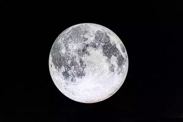 「２０１８年の中秋の名月は９月２４日。世界中の人が見上げる月は同じ姿なの？」の画像