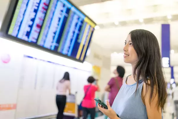 「氏名が変更になったらパスポートはどうする？～切替と記載事項変更の違い～」の画像