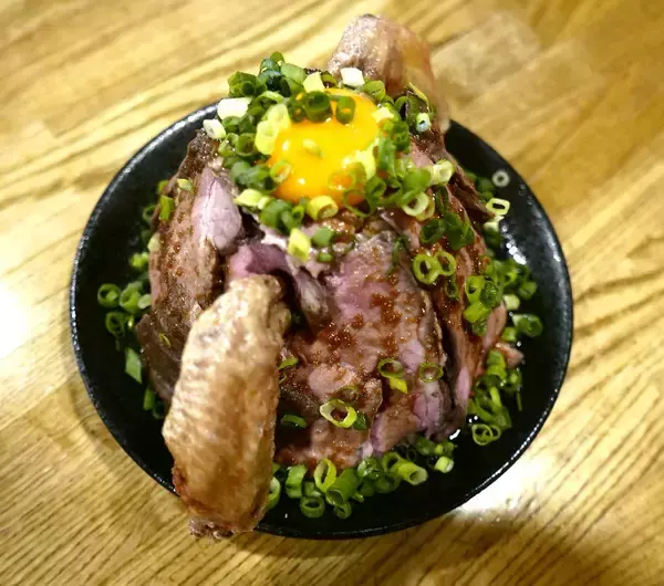 「フォトジェ肉な絶品！ローストビーフ丼が実質１円で食べられるチャンス！？」の画像