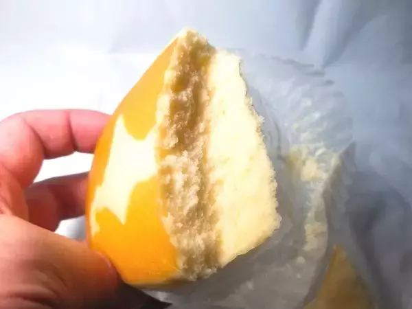 「山パンvsイオン「北海道チーズ蒸しケーキ」対決！うまいのはどっちだ」の画像