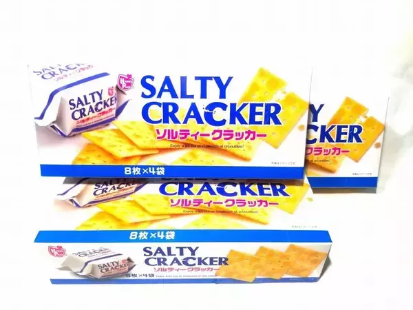 「コスパ最強100円クラッカーでセレブ気分を満喫しよう！の巻【ローソンストア100】」の画像