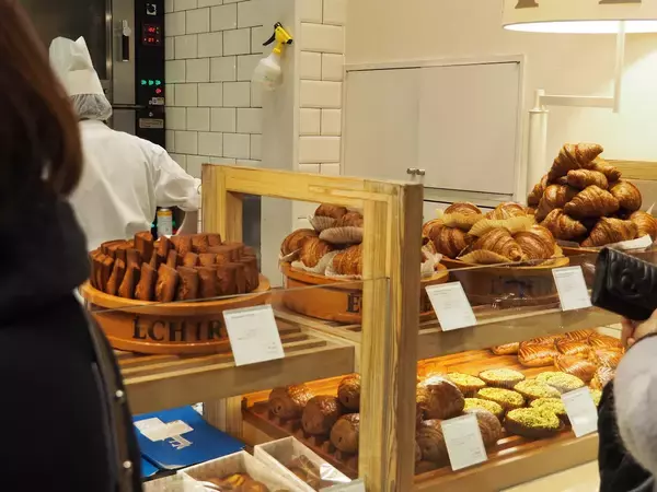 「エシレのディニッシュパンのお味は？ ３種類の味を実食ルポ！【東京丸の内 エシレ・メゾン デュ ブール】」の画像