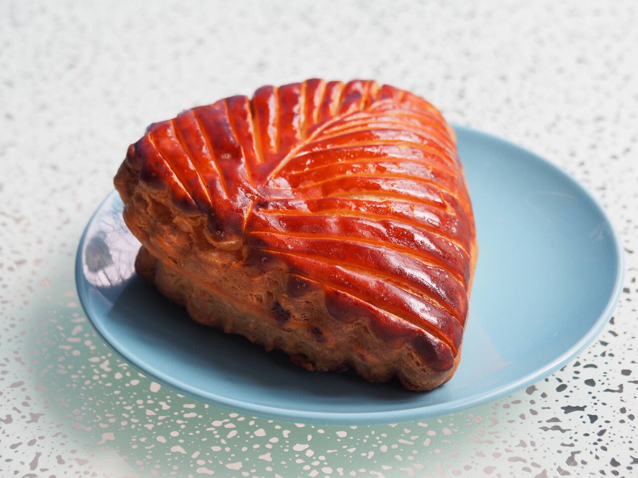 エシレのディニッシュパンのお味は？ ３種類の味を実食ルポ！【東京丸の内 エシレ・メゾン デュ ブール】