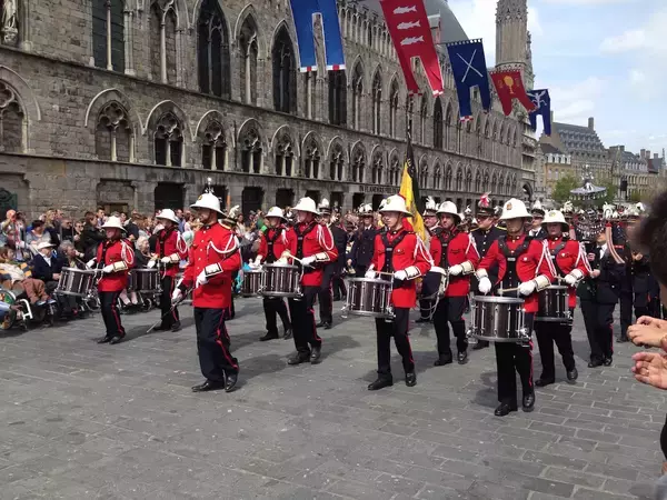 「３年に一度ベルギーが猫だらけになる！？イーペルの猫祭り【現地ルポ】」の画像