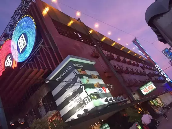 「【ディープな大阪】裏なんばのアンダーグランドな世界」の画像