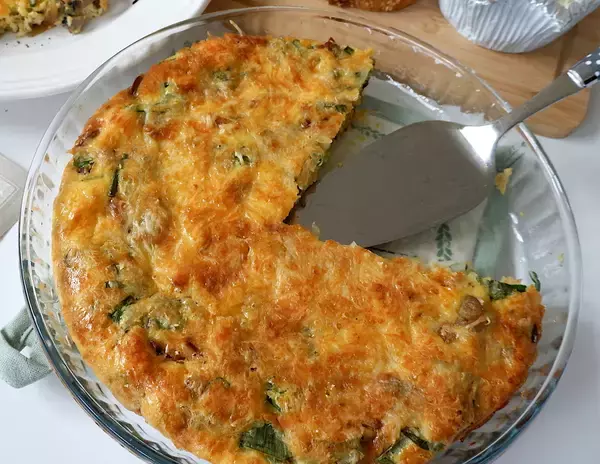 【超簡単レシピ】冷蔵庫にある材料で気軽に！ キッシュ風チーズオムレツ