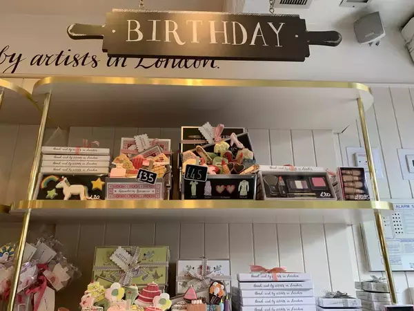 「アイシング発祥の地はイギリス！ロンドンのアイシング・クッキー店を訪問」の画像