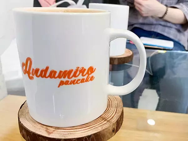 「【韓国・ソウル】弘大「Andamiro pancake」のふわふわ絶品スフレパンケーキ」の画像