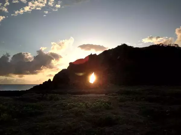 「夏至の前後１週間限定の絶景！久米島のダイヤモンド朝日が見たい」の画像