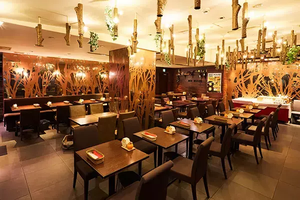 「１週間のみの特別価格、８８円！「たっぷりマンゴーのアイスパンケーキ」」の画像