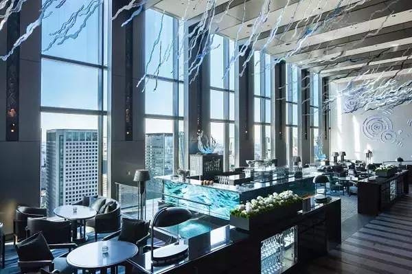 「パフェにプリンにタルトにケーキ！多彩なマンゴースイーツで南国にエスケープ」の画像